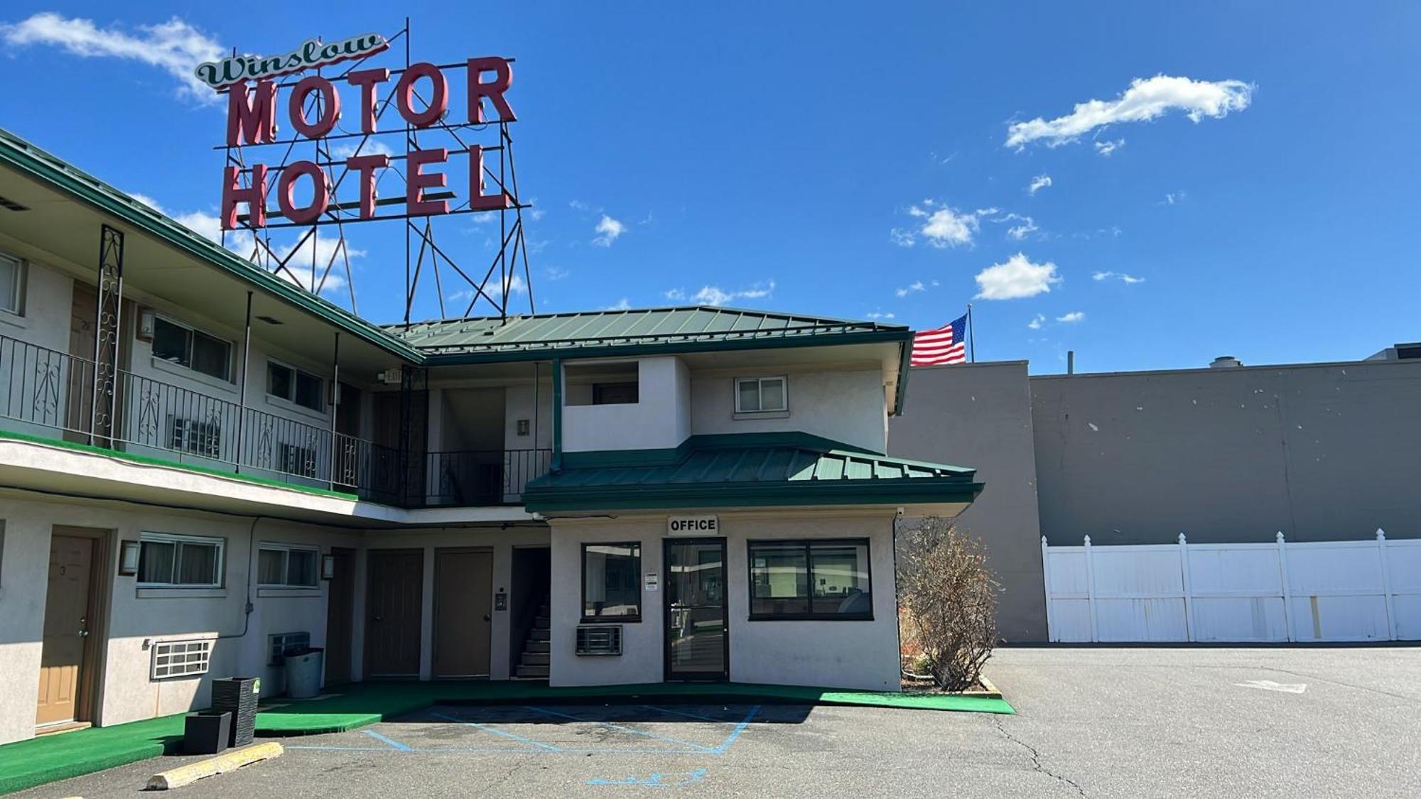 Winslow Motel 林德赫斯特 外观 照片